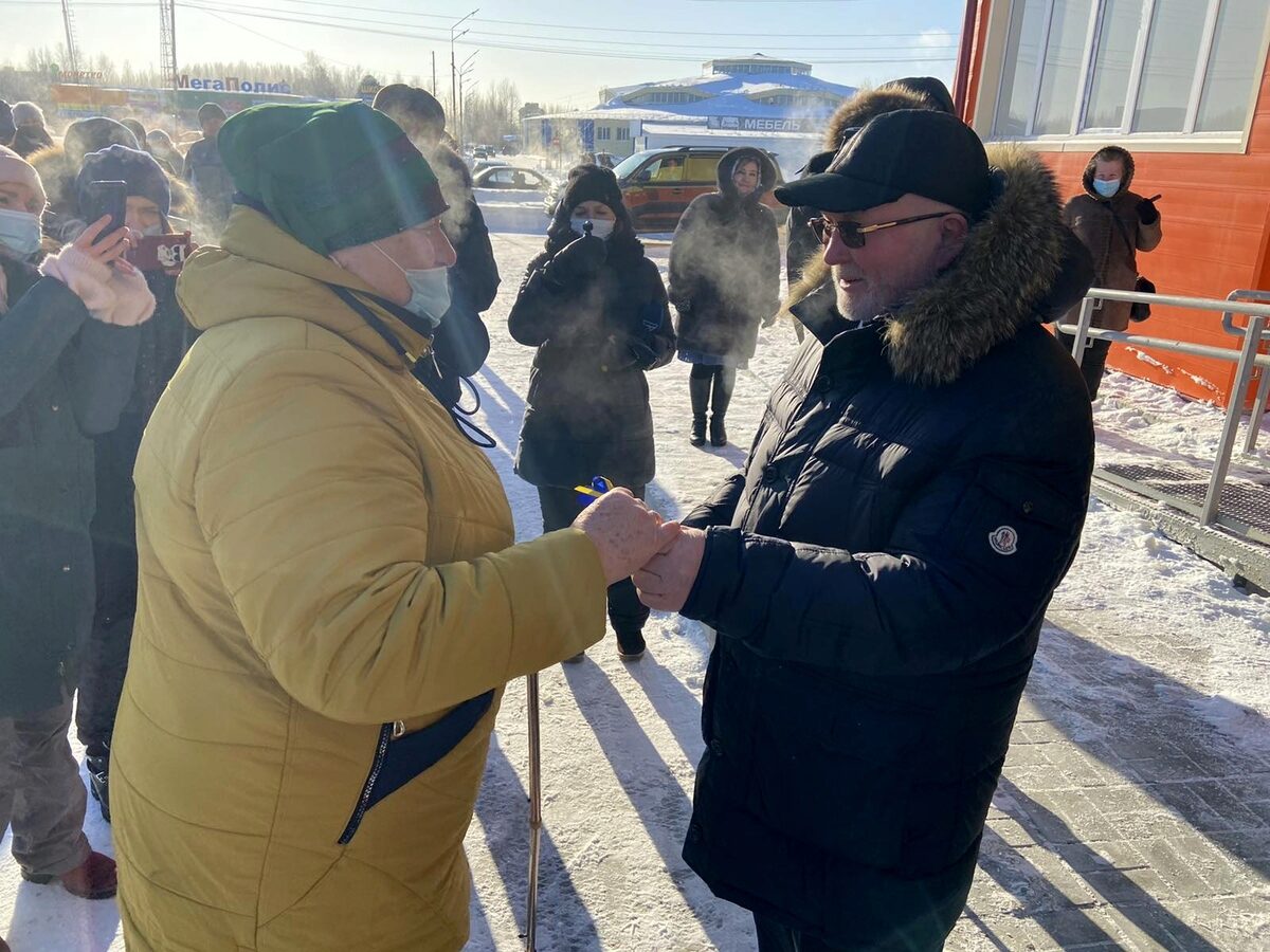 Сдача жилого дома в Пойковском — Владимир Семенов